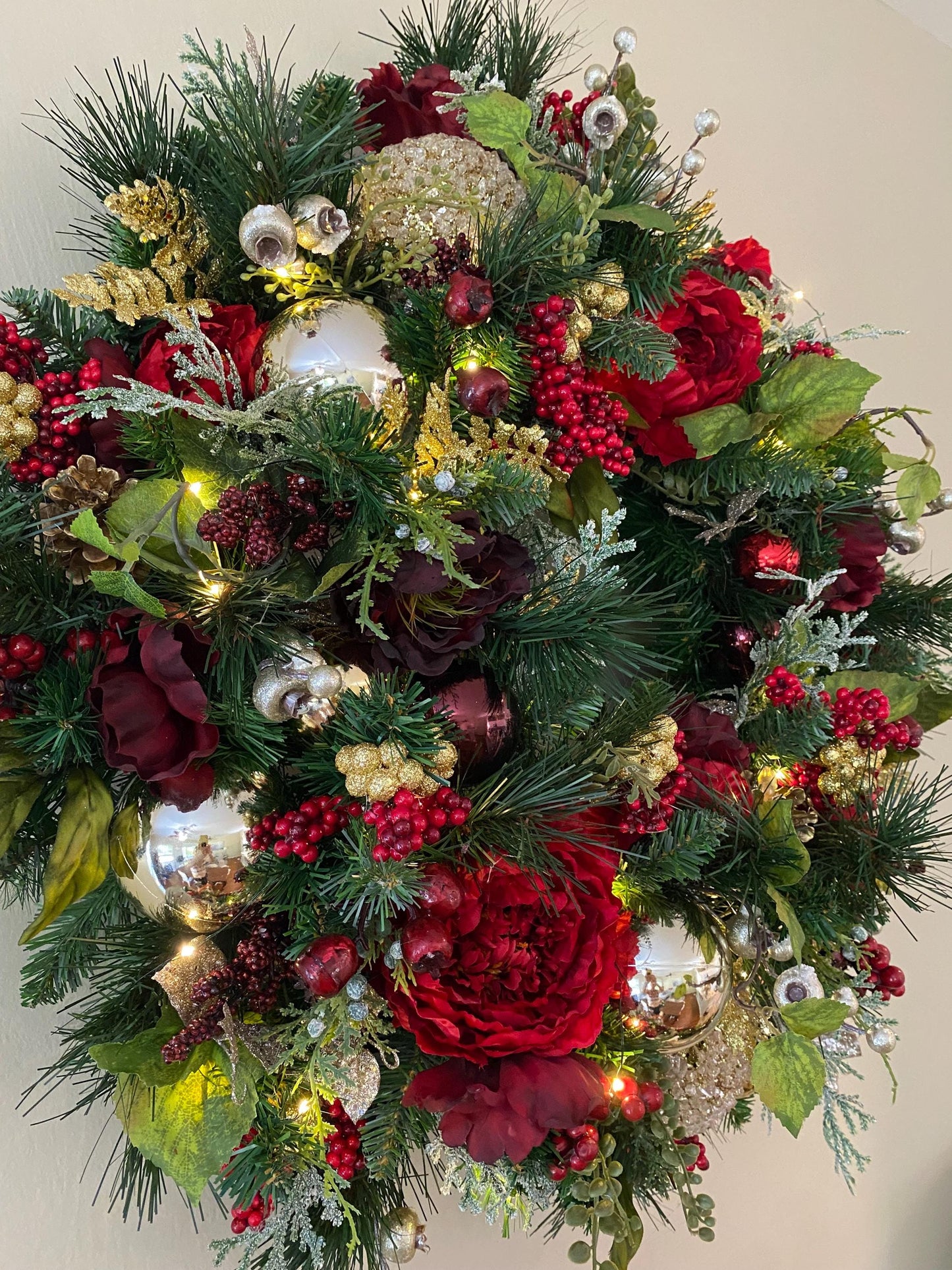 Luxury Red Peony Christmas Wreath and Garland Set, Cordless Pre-lit Decor