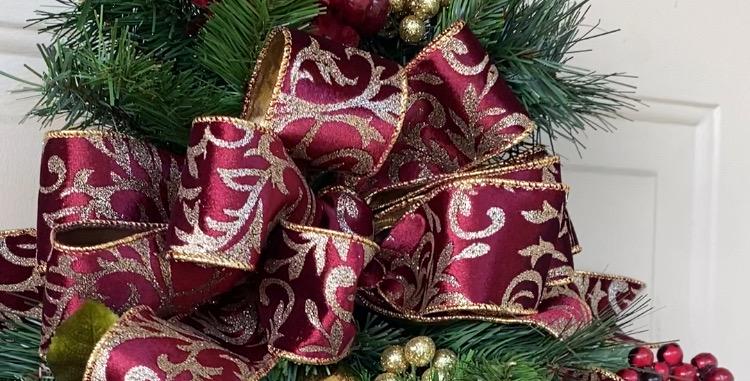3 pc Set Christmas Swag for Stairs, Pre Lit with Automatic Timer 6 hours on 18hours off, Free Shipping, Red, Vertical Swags