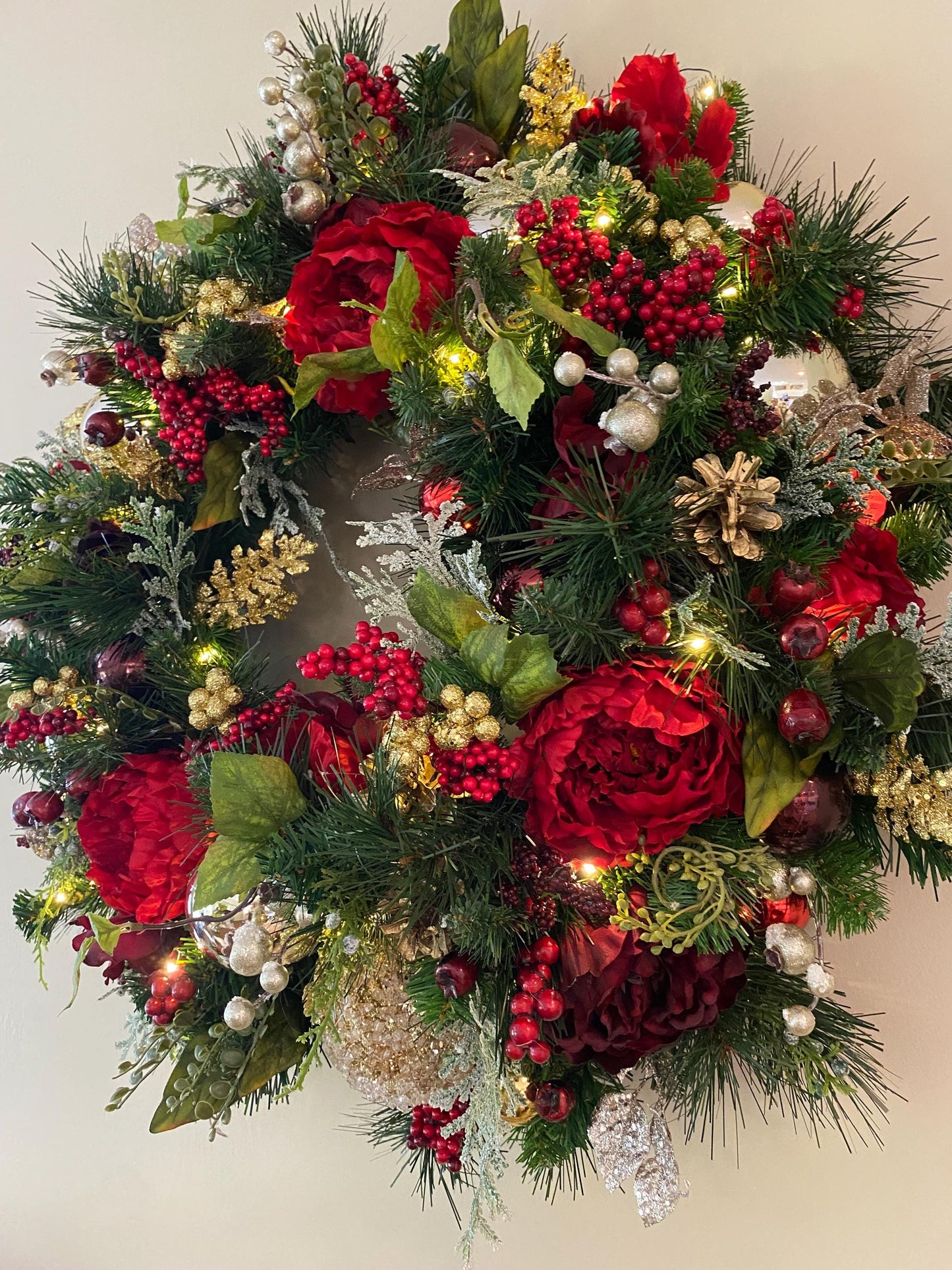 Luxury Red Peony Christmas Wreath and Garland Set, Cordless Pre-lit Decor