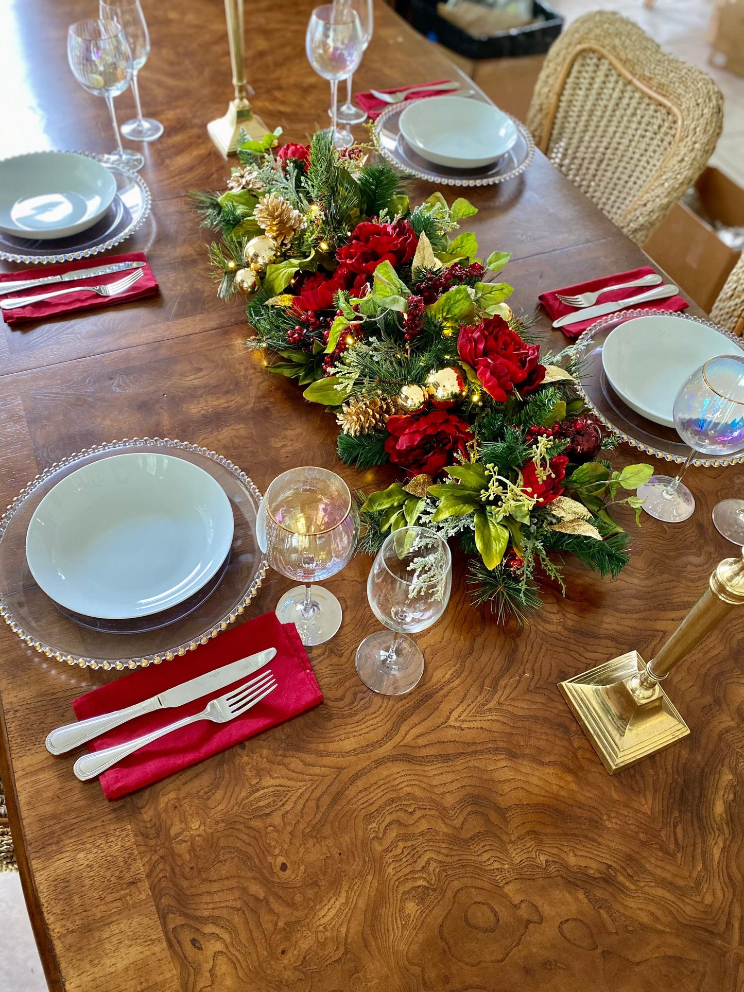 Exquisite Holiday Table Runner 3 feet . 48 LED Cordless Light with Timer