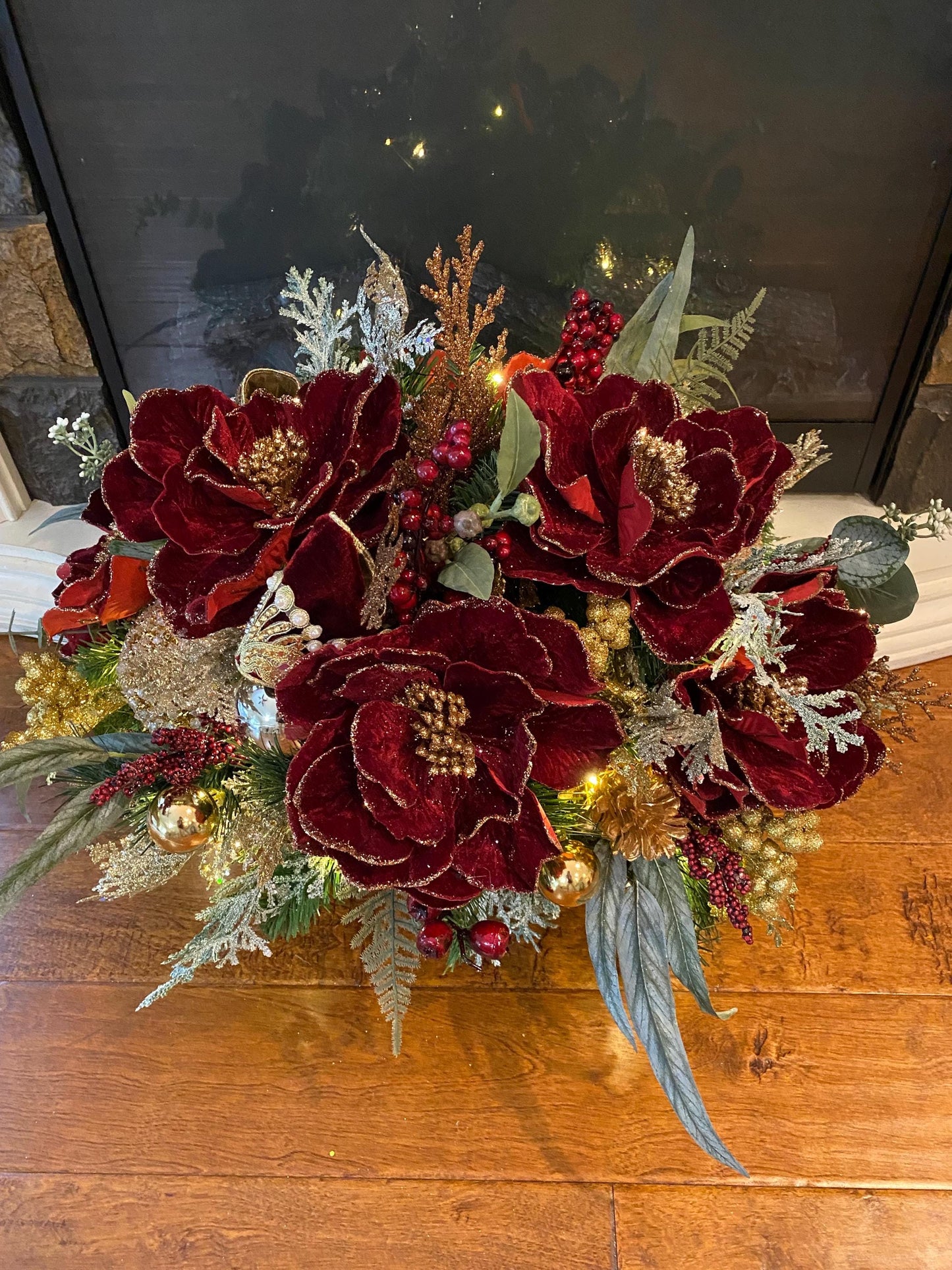 Signature Design, 3 pc set .   Stunning “Pinot Noir Magnolia”  Wreath,Garland and Center Piece,  Cordless LED light with Automatic Timer,