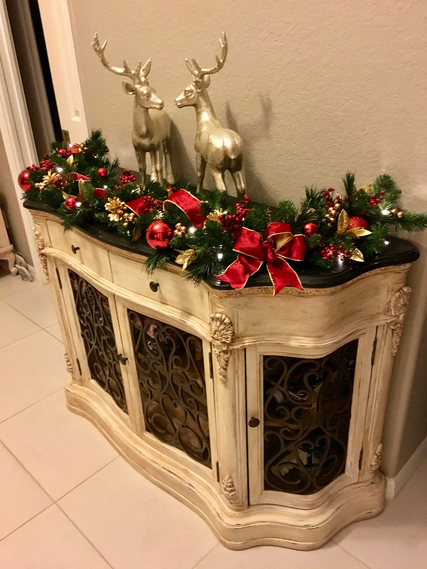 Red Velvet Christmas Garland, 5ft, 48 LED Lights with Timer