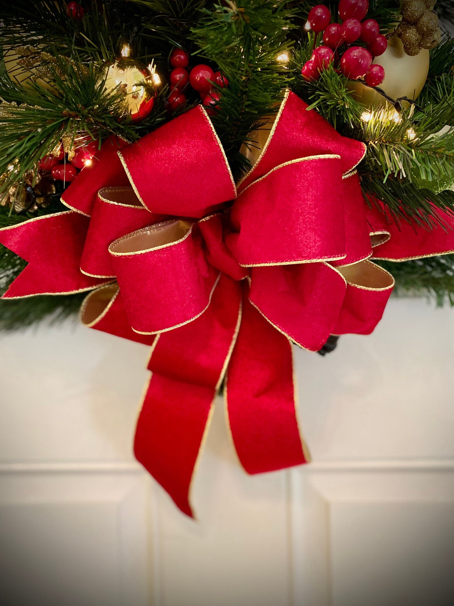 Large Christmas Teardrop Swag, Red Velvet Ribbon, Cordless Lit Wall Tree