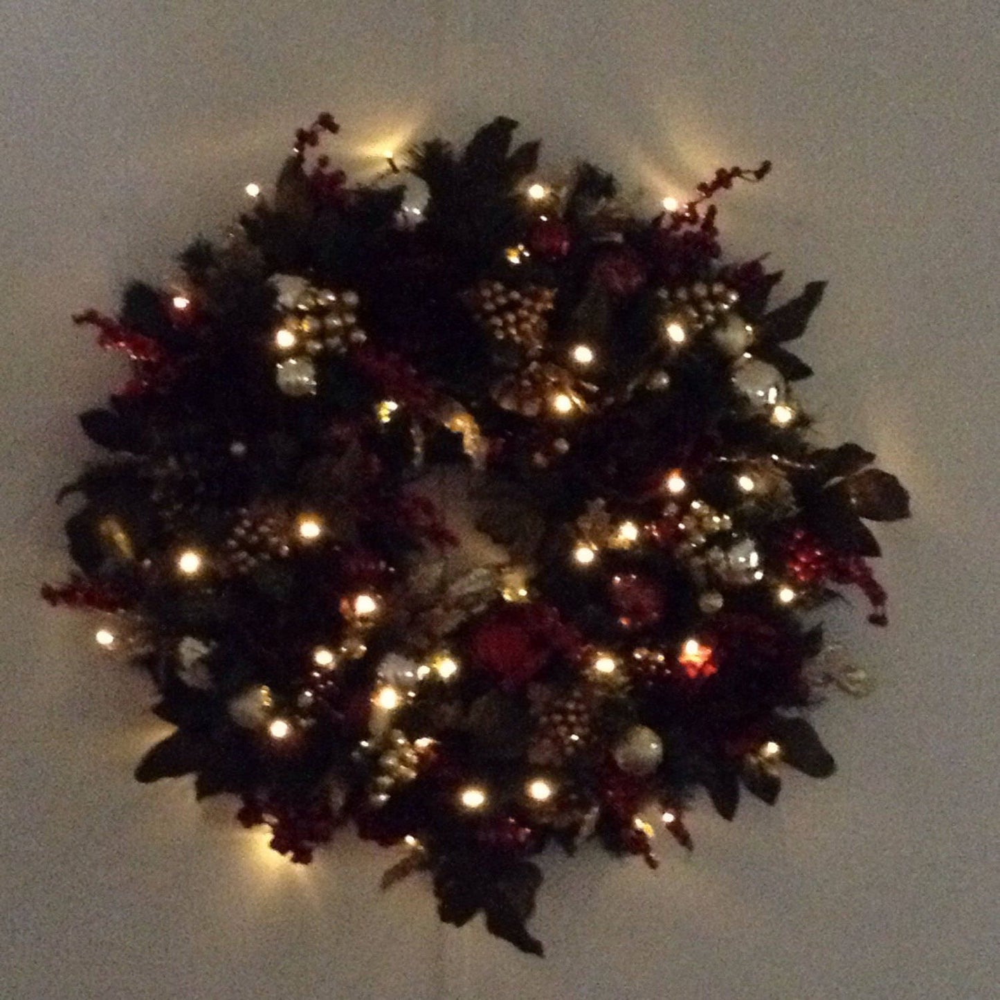 Red Peony Christmas Wreath, 24 Inch LED Lighted Cordless Wreath
