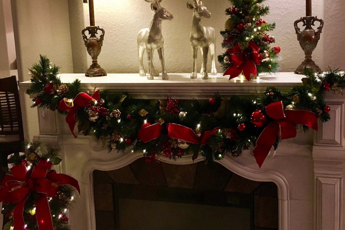 Red Velvet Christmas Garland, 6ft Cordless LED Garland with Timer