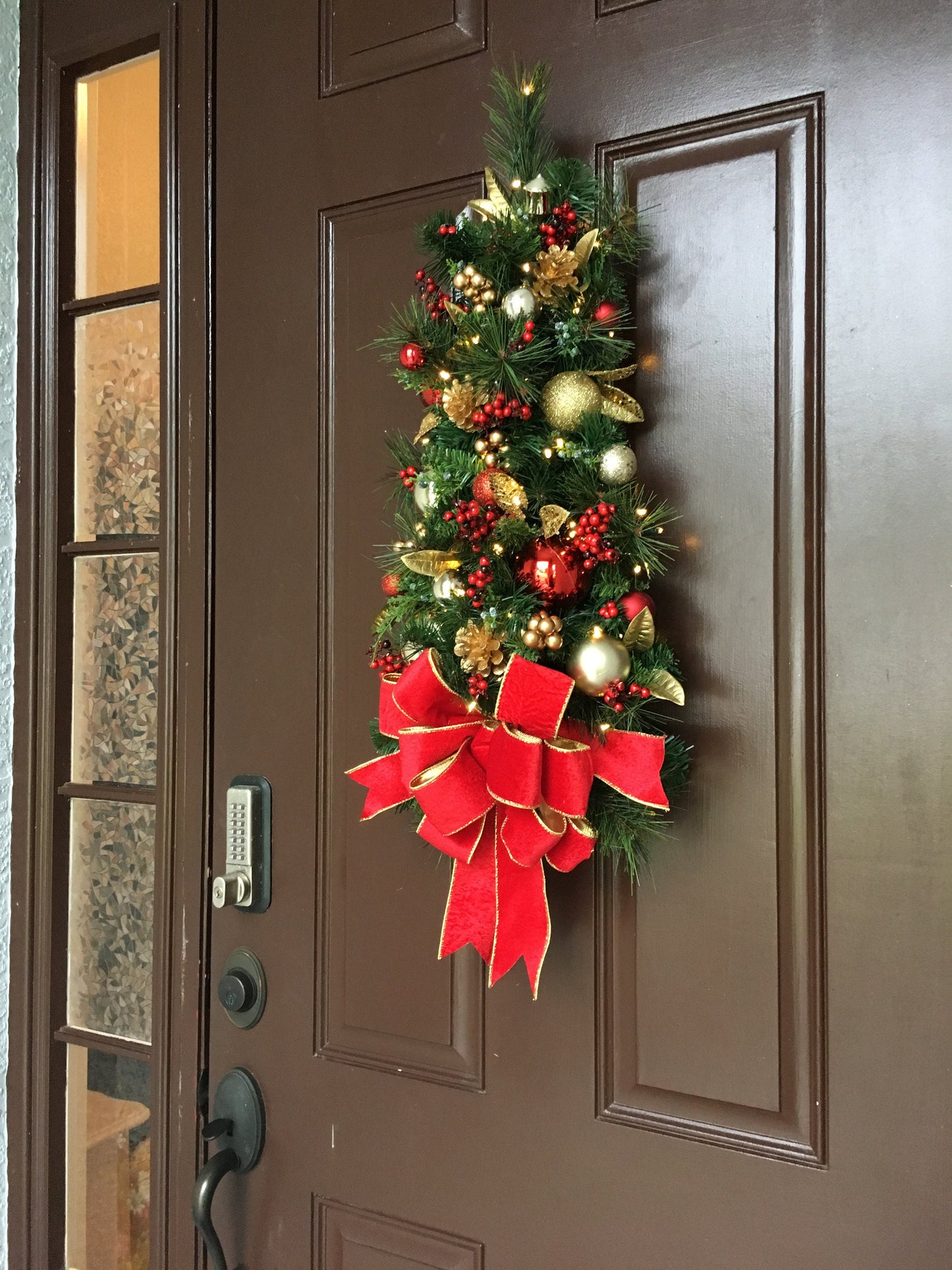 Christmas Wall Tree, Holiday Teardrop Swag, Cordless LED Lighted Decor