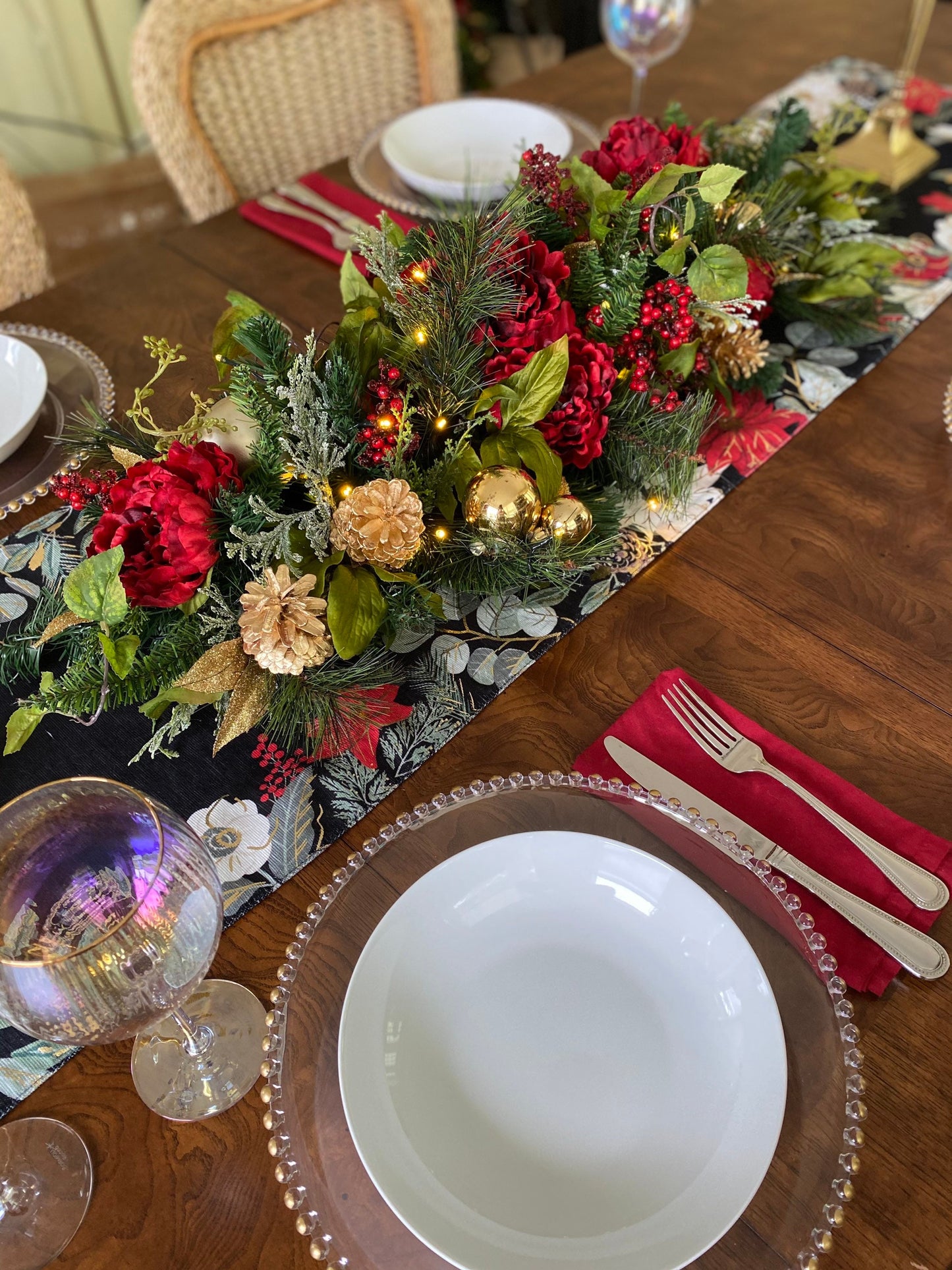 Exquisite Holiday Table Runner 3 feet . 48 LED Cordless Light with Timer