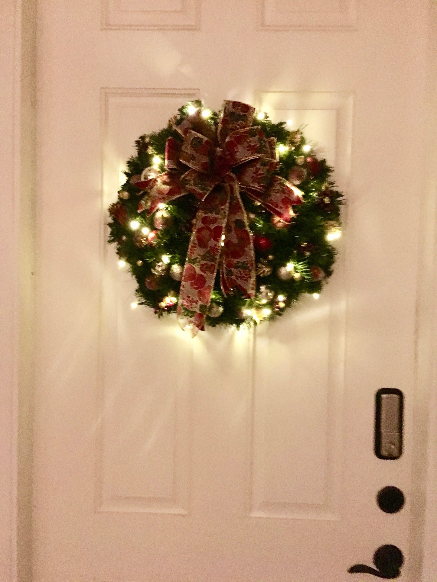 Pear Grape Christmas Wreath, Lighted Cordless Timer, 18 inch