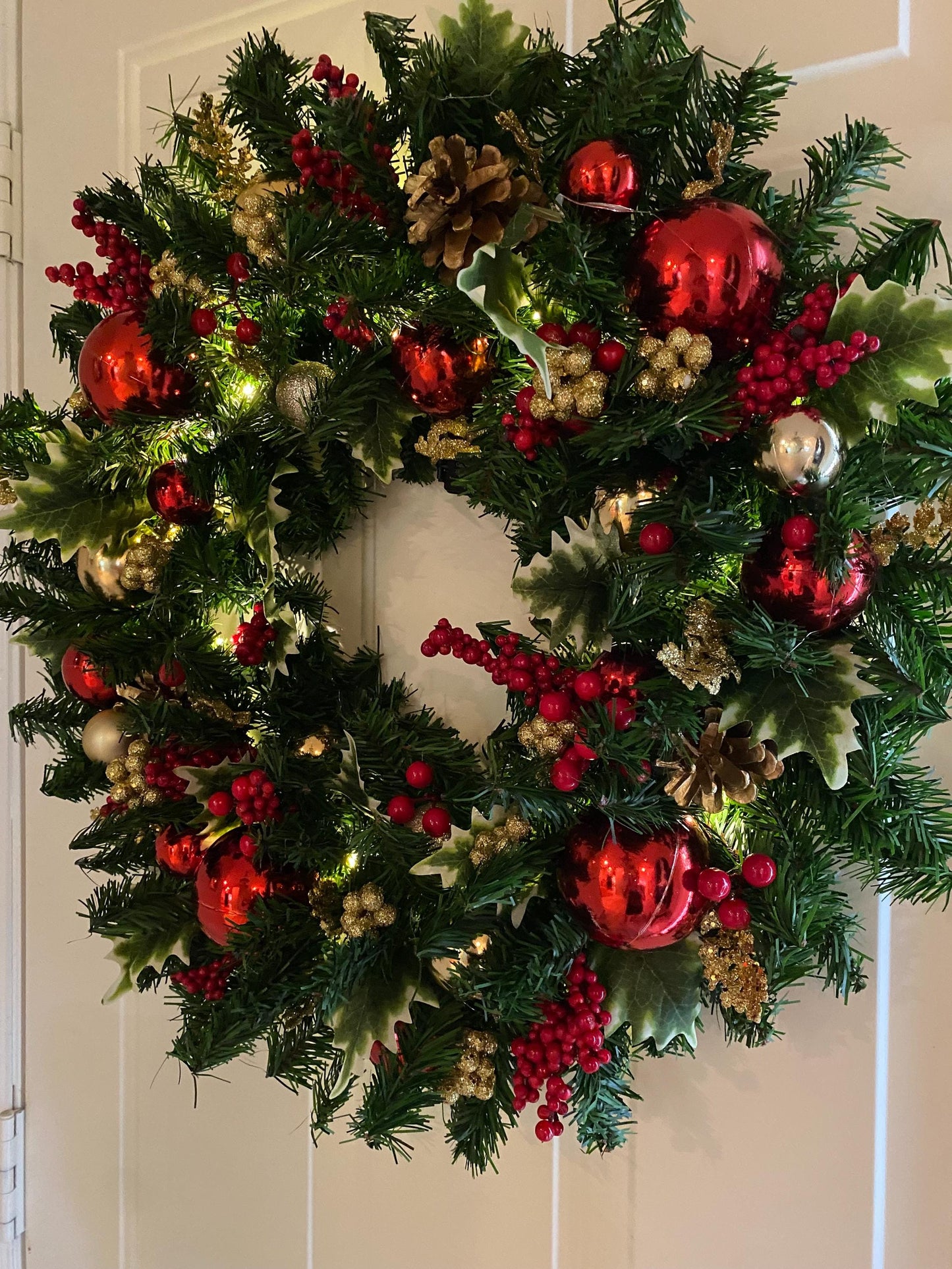 Red Holly Berry Christmas Wreath with Timer Lights, 23Inch Holiday Front Door Decor,