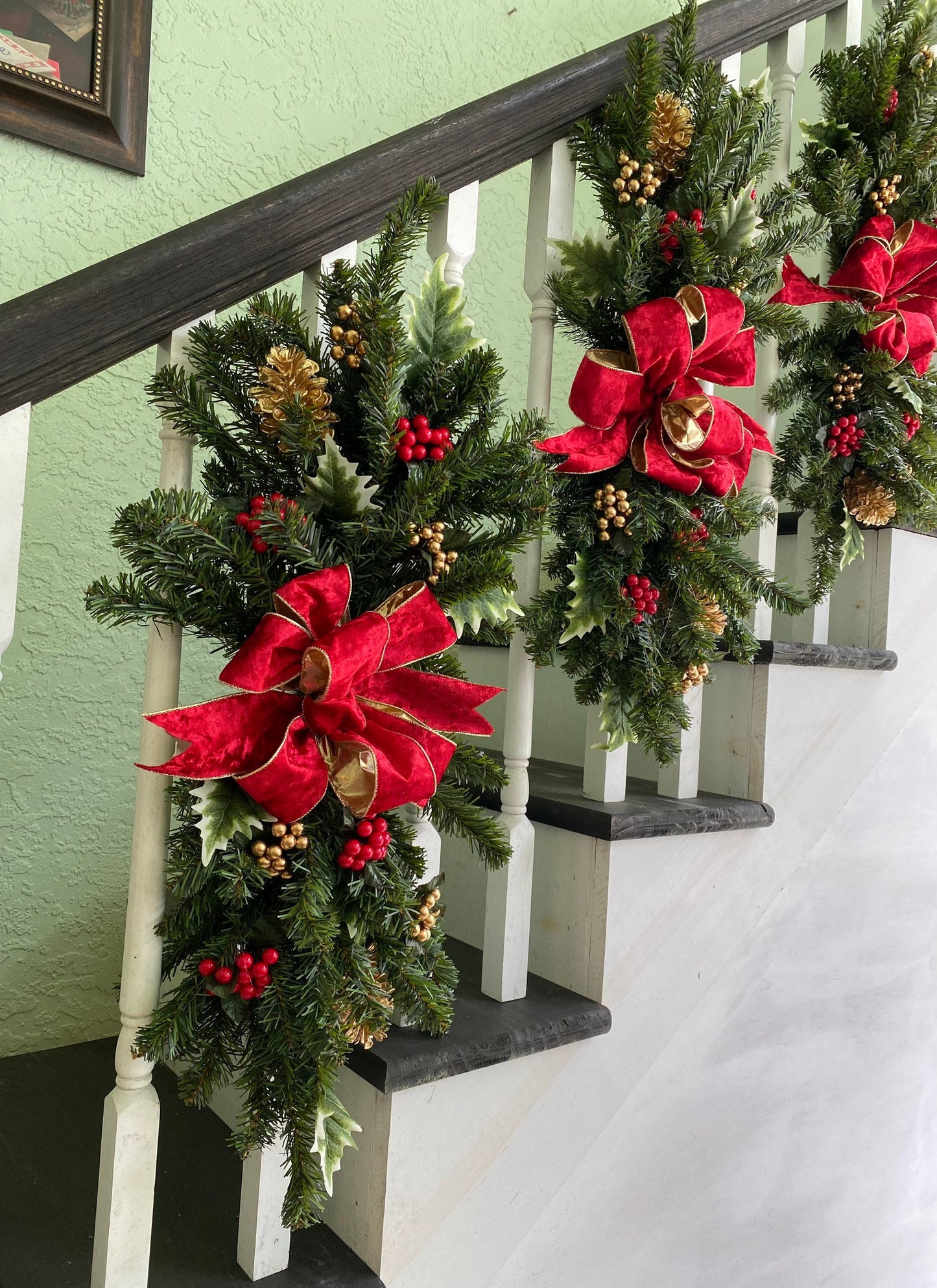 3 pc Set Christmas Swag for Stairs,  Pre Lit with Automatic Timer  6 hours on 18hours off,  Free Shipping, Red, Vertical Swags