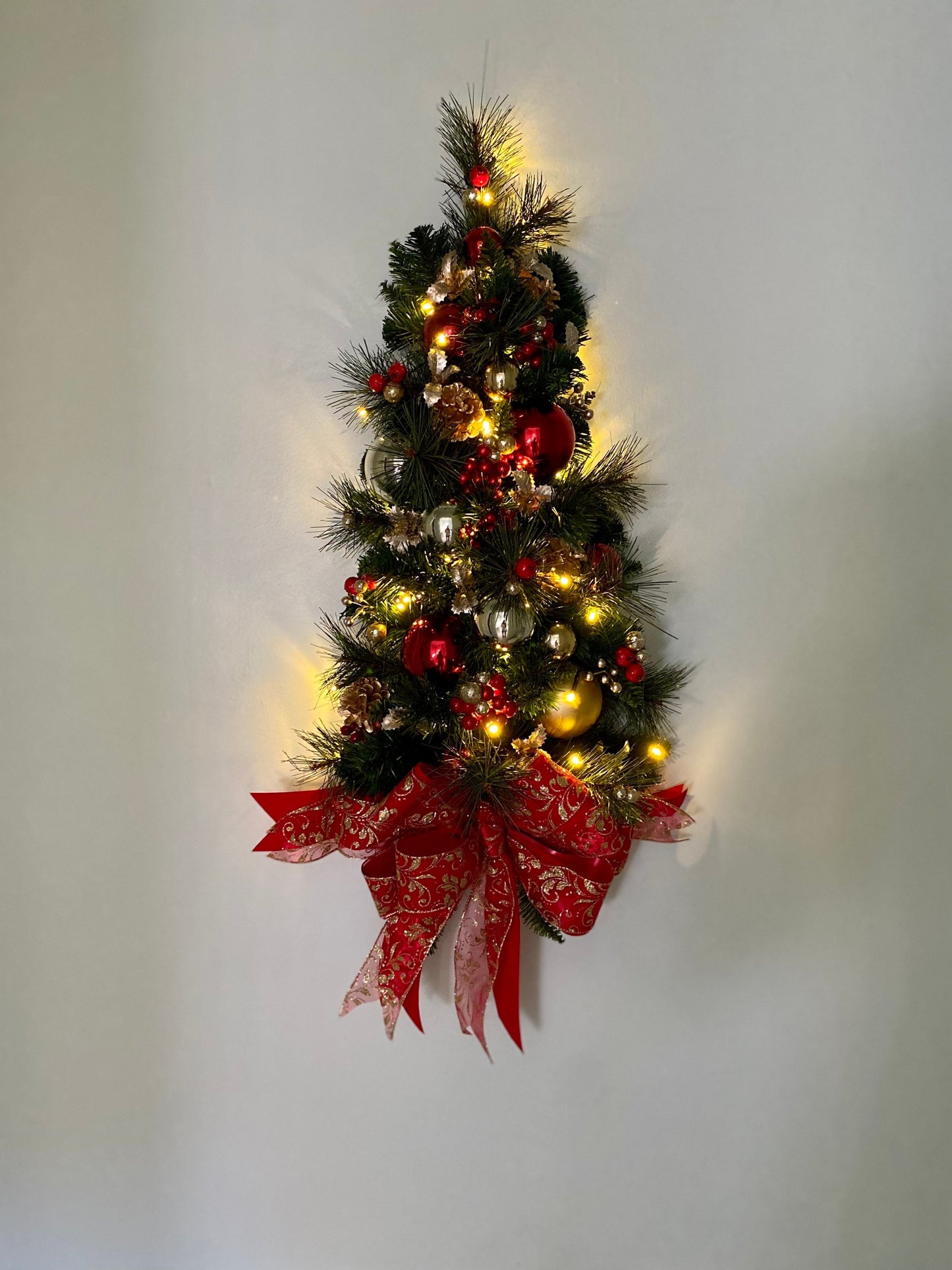 Christmas Wall Tree, Holiday Decor, "Simmering Feather" Cordless Light with Timer. Free Shippings