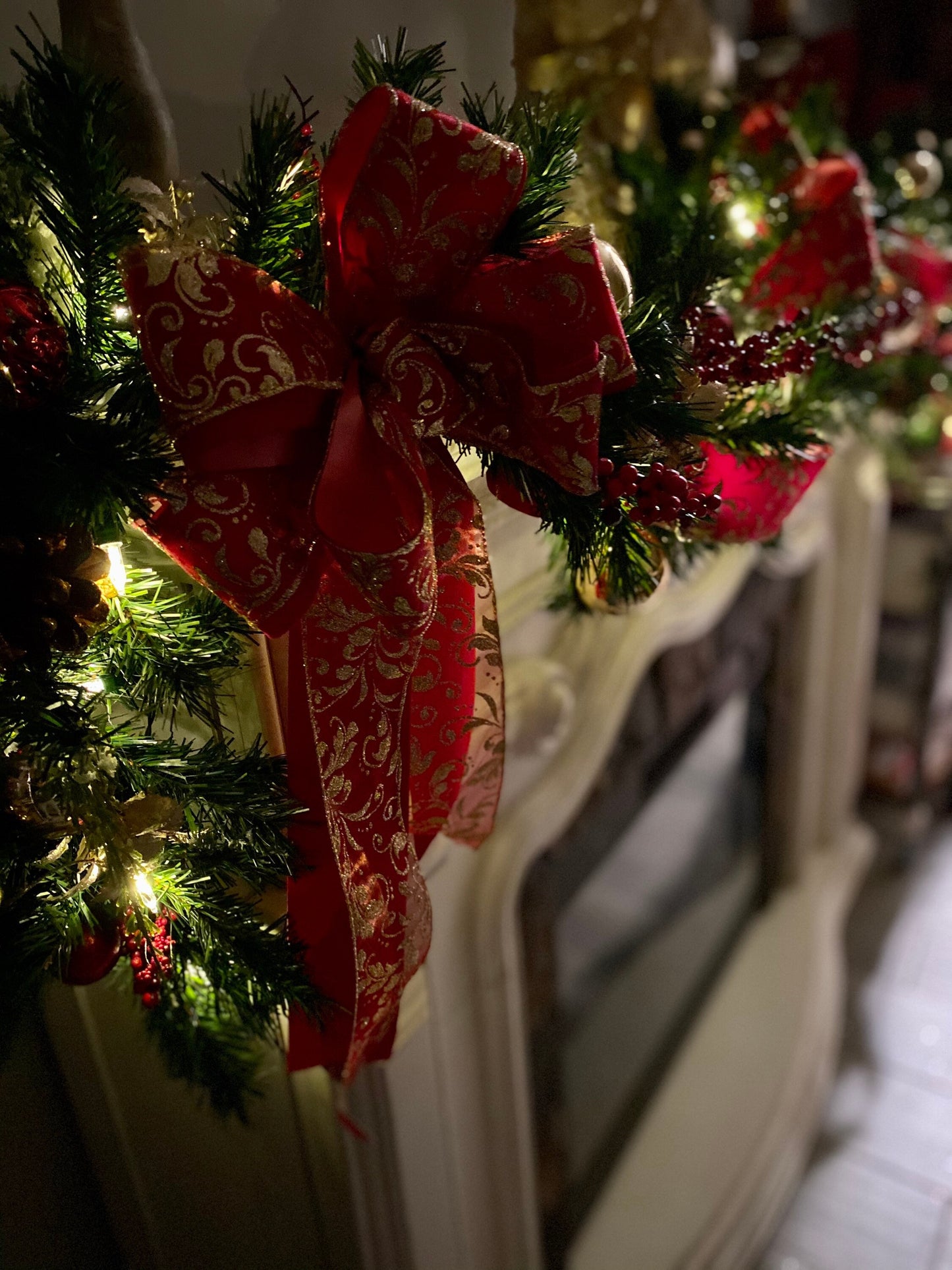 Christmas Garland. Red Velvet Ribbon with gold trimmings/ backing, Cordless, FREE SHIPPING,  50 LED light cordless with timer,
