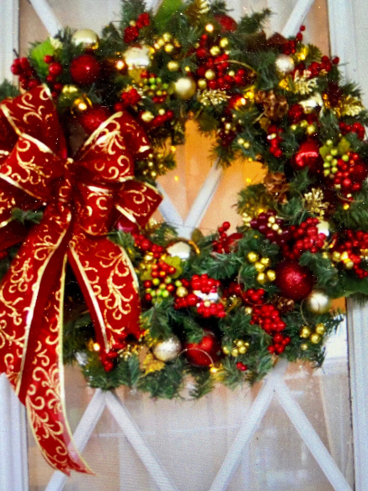 Most Beautiful Holiday Wreath. Silk Decor. 48 Cordless Light with Timer  #Red Simmering Swirl Wreath