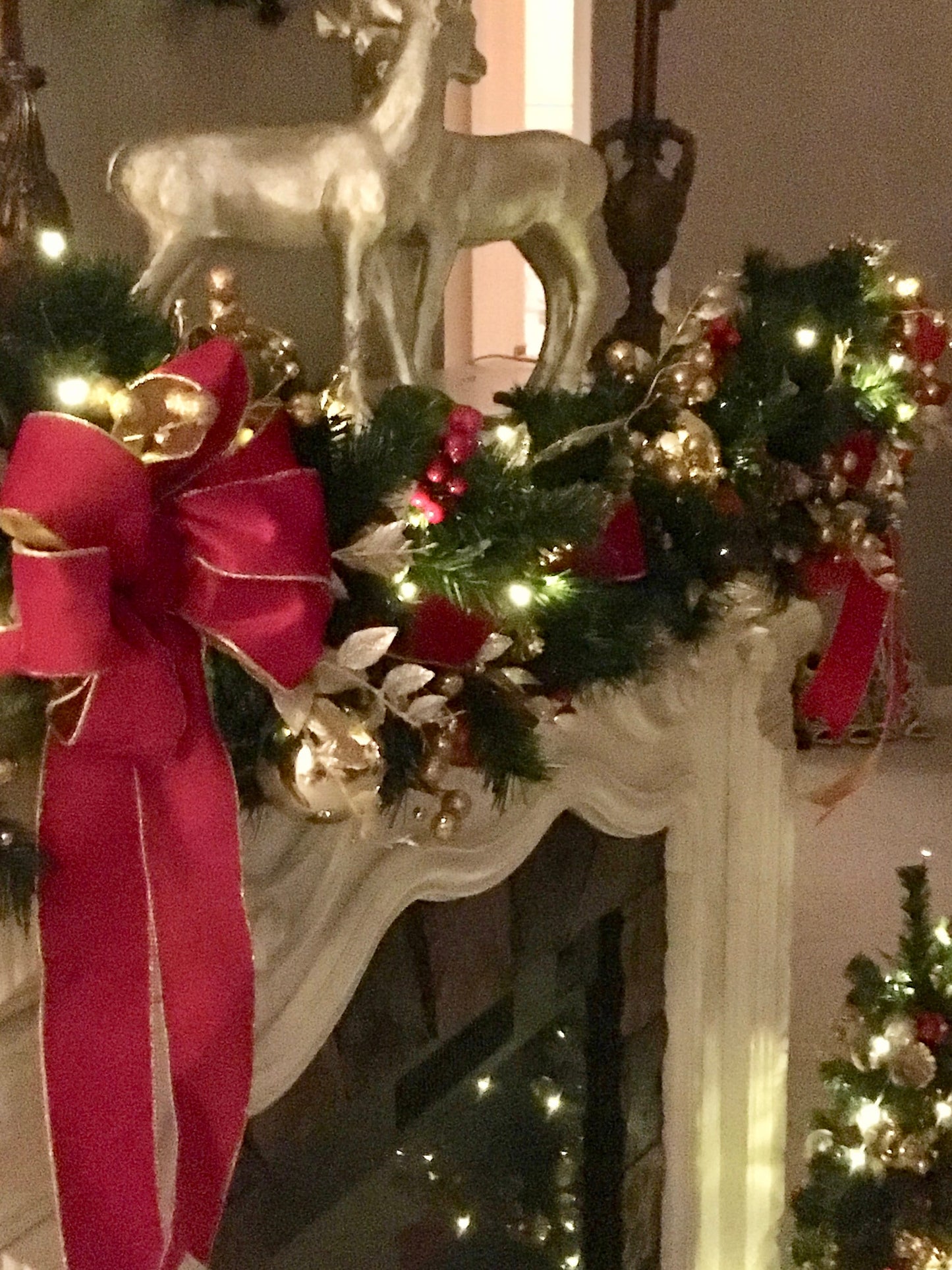 Red Velvet Christmas Garland, Gold Trim, Cordless 50 LED Lights