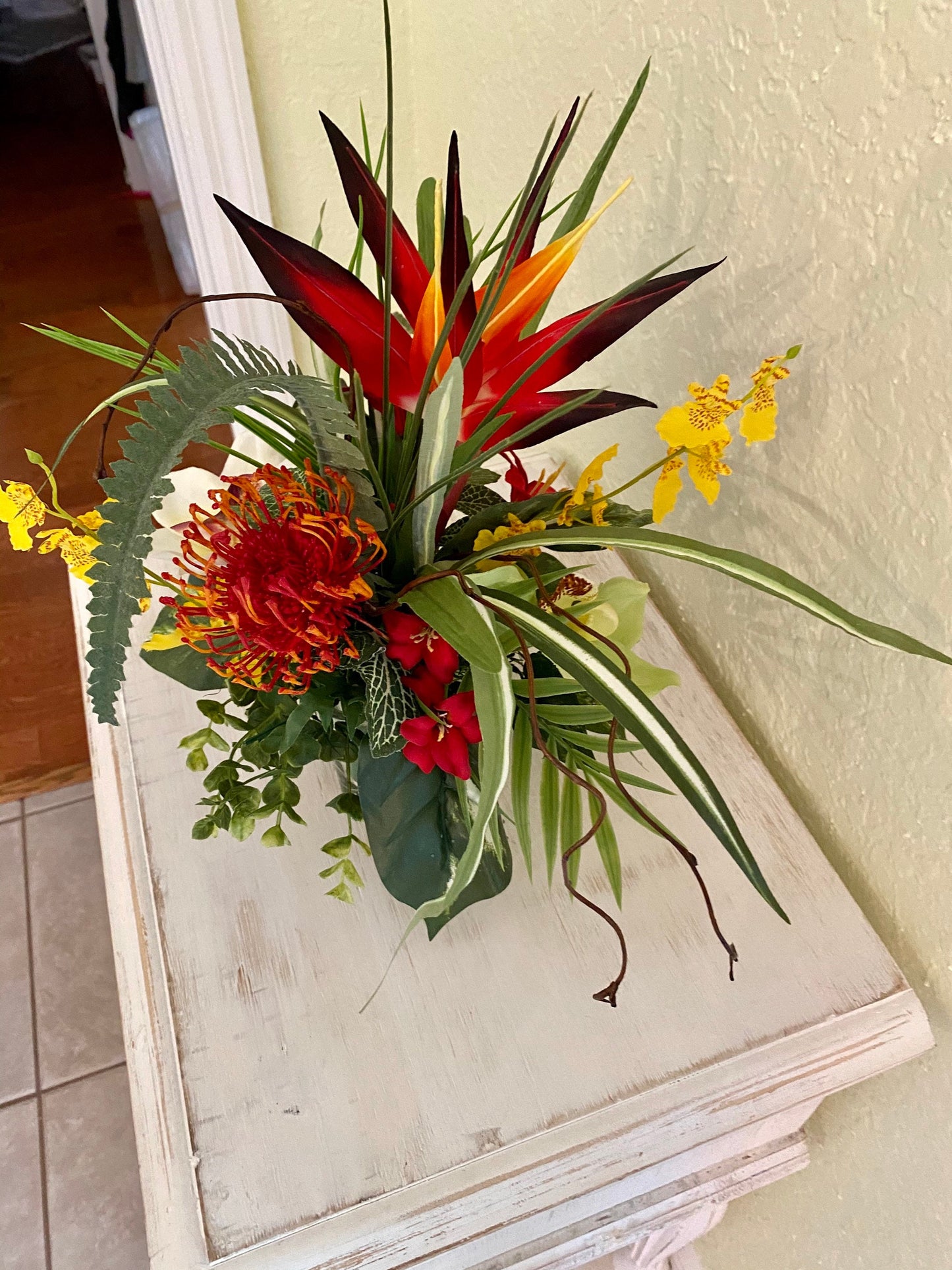 Nosegay  Tropical accent, 3" cube,  Artificial Arrangement, Bird of the paradise, Black  glass square