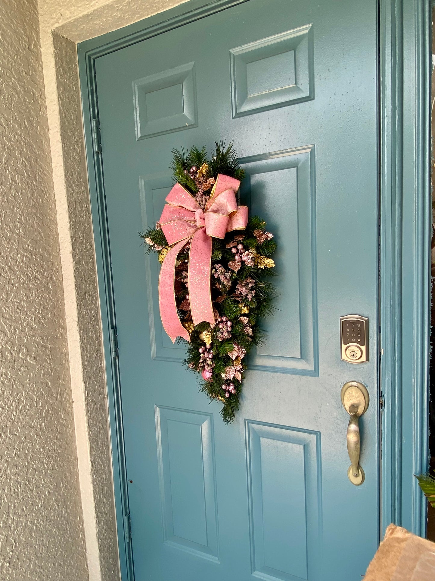 Pink Velvet Christmas Teardrop Swag, Lighted Cordless Artificial Swag, Holiday Door Decor