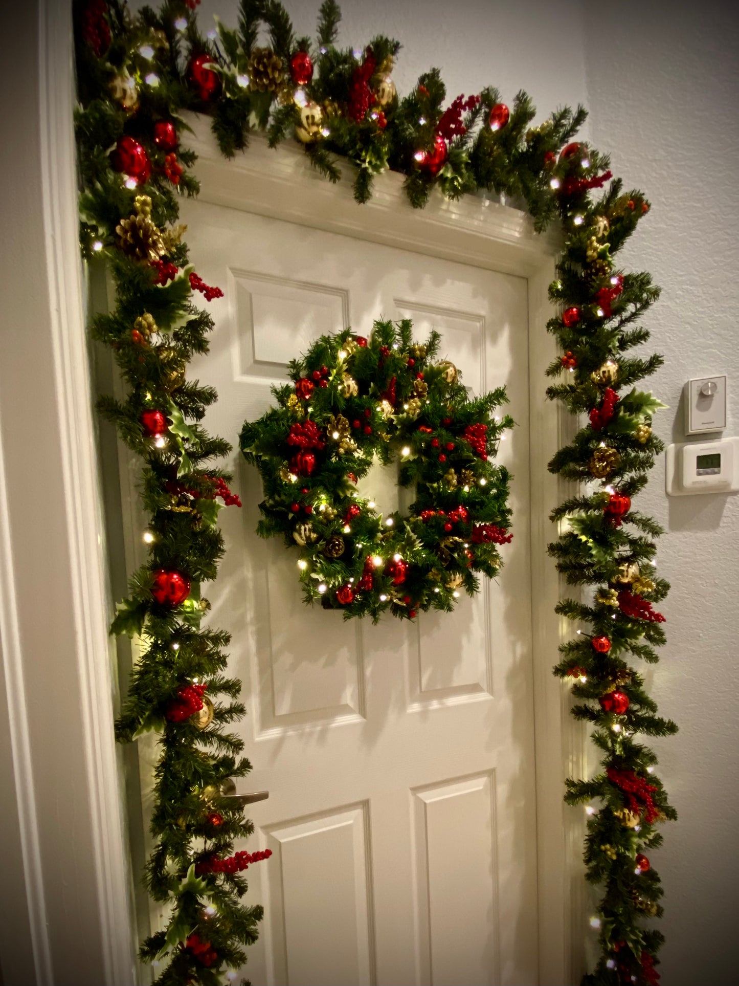 Wreath and Garland Holiday Decoration 2 piece Set.  Artificial Christmas Decoration, Pre-lit  and Pre- decorated