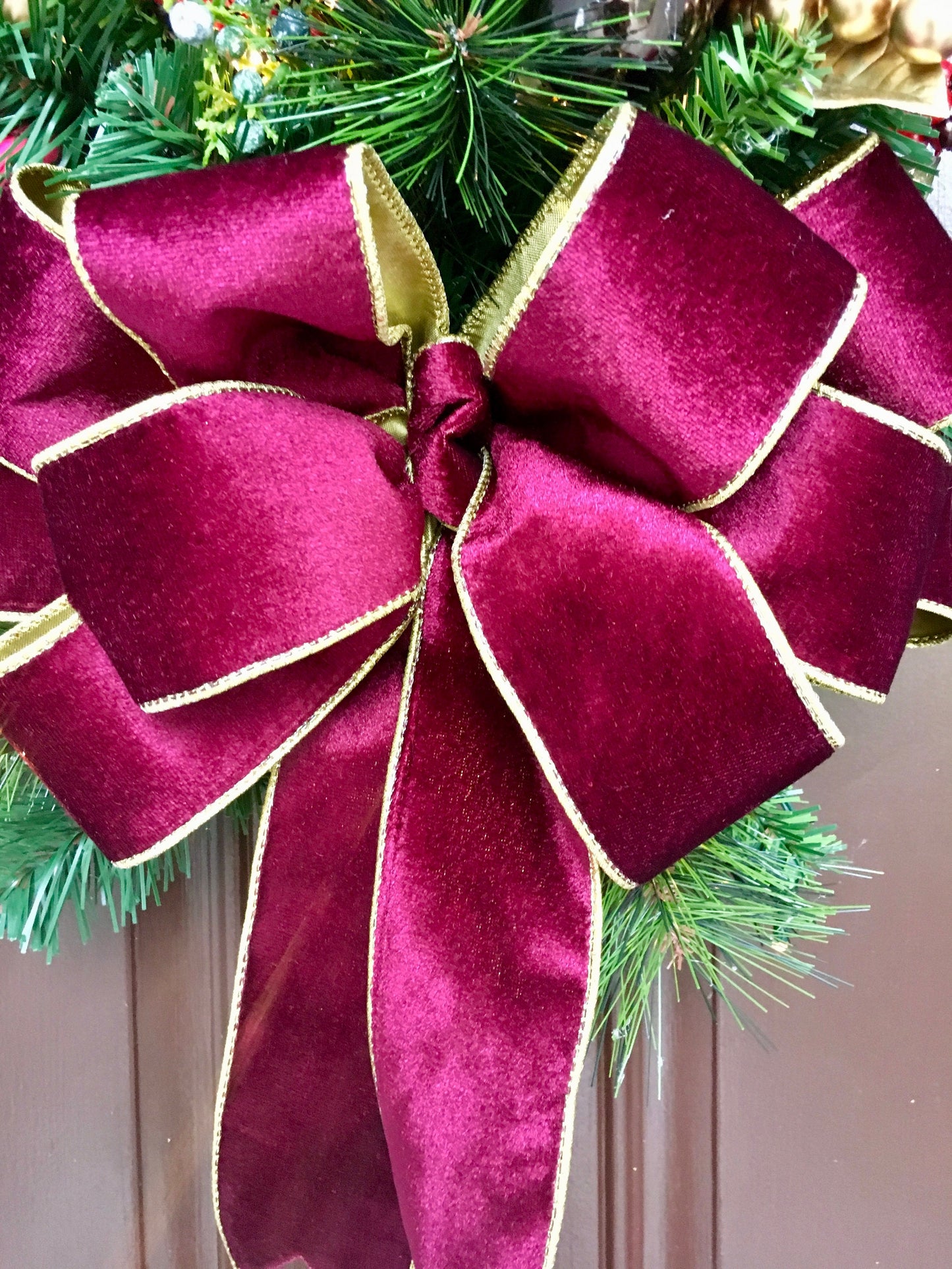 Christmas Tear Drop Swag, Burgundy Velvet Bow, Cordless Lighted Wall Tree
