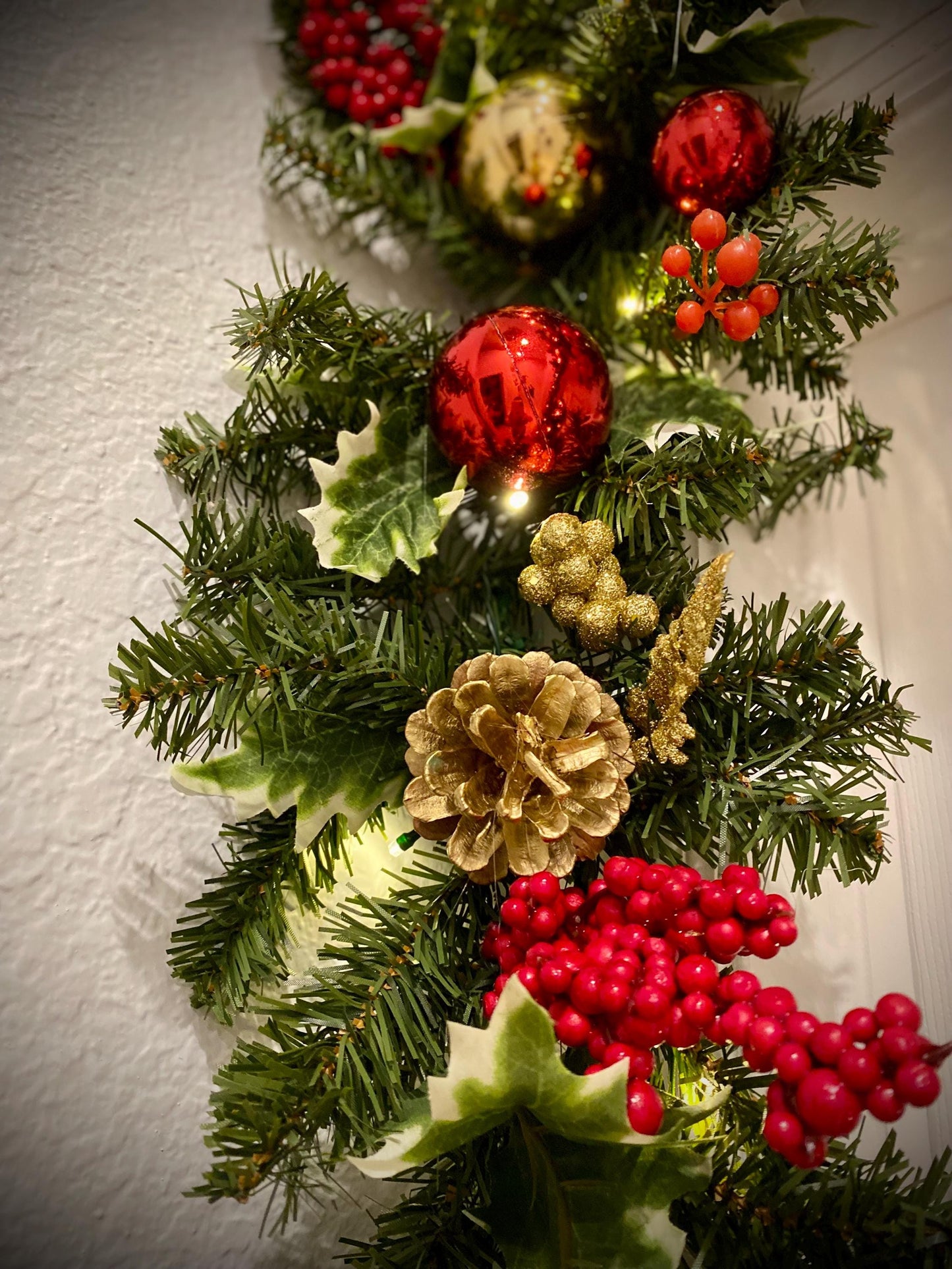Economical Holiday Decor Set. Artificial and Simple Pre Decorated Pre Lighted Wreath with 9' Garland Included Cordless Light with Timer.