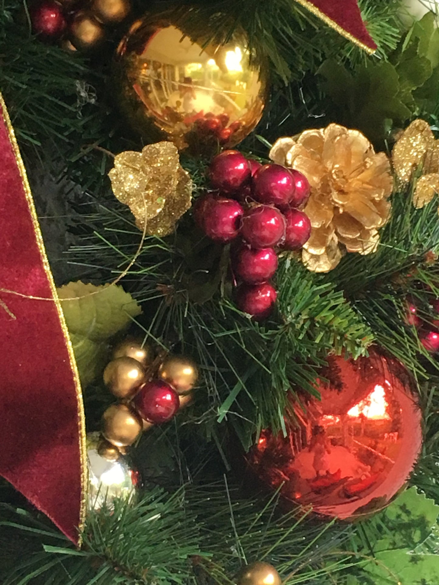 Burgundy Velvet Christmas Wreath with Cordless LED Timer Lights, Luxury Holiday Door Decor.
