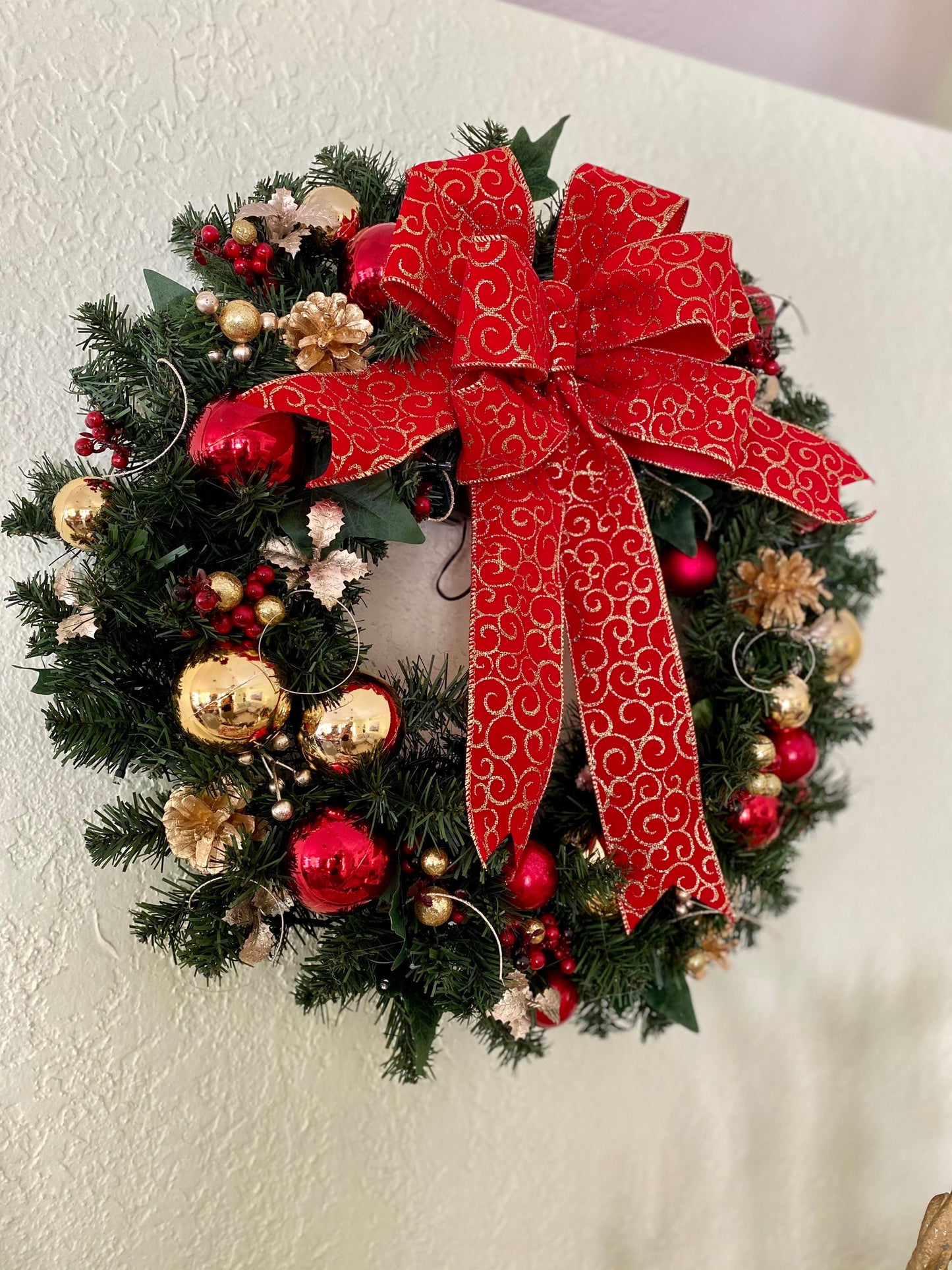 Red Swirl Ribbon Set of 4pc, Garland and 2 Topiaries. FREE SHIPPING. Cordless, Pre-lit, Timer.