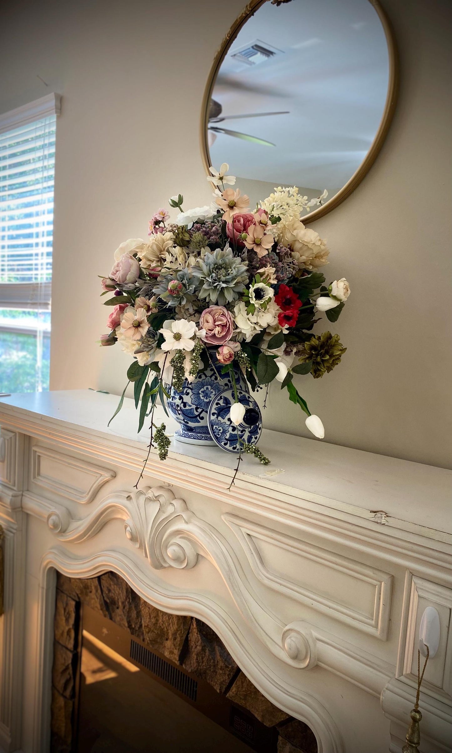 Sophisticated Spring  Decor in Class. Shabby Chic European Style design. Life like Artificial Floral Arrangement. 25x22x17D  free shipping.