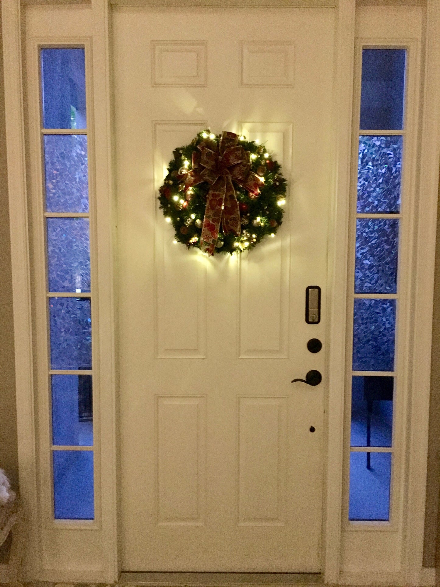 Pear Grape Christmas Wreath, Lighted Cordless Timer, 18 inch